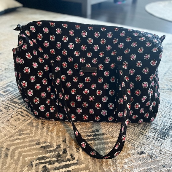 Vera Bradley Handbags - Like New Vera Bradley Duffel
